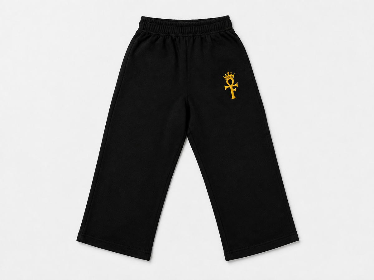Next Era: Cropped Crest Pants